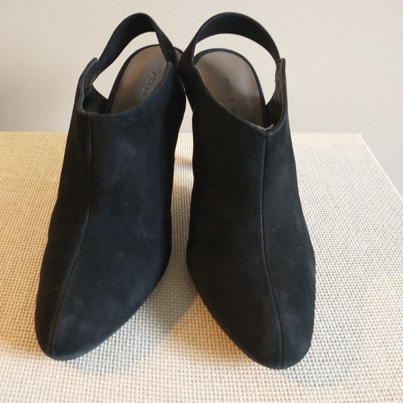 Black Suede Pumps - Picture 12 of 12